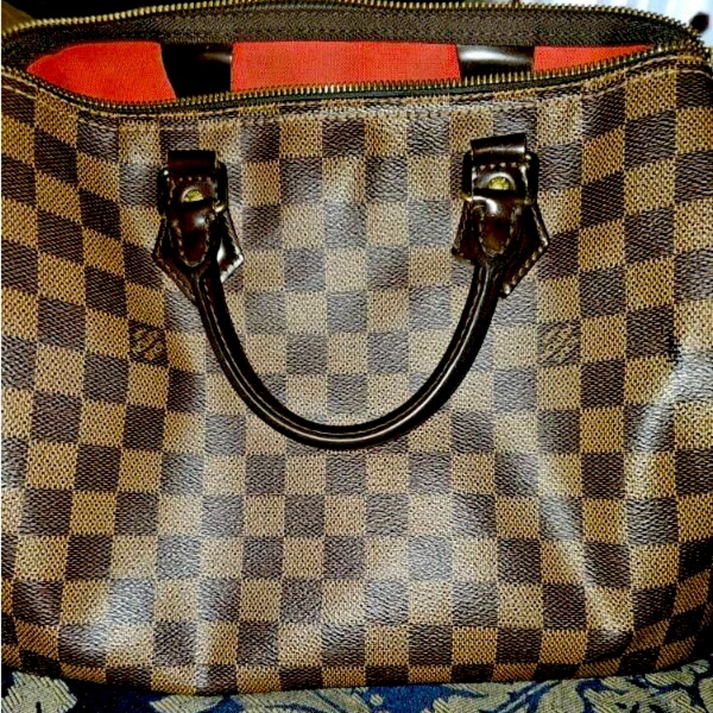 100% Authentic Louis Vuitton Speedy 30 handbag